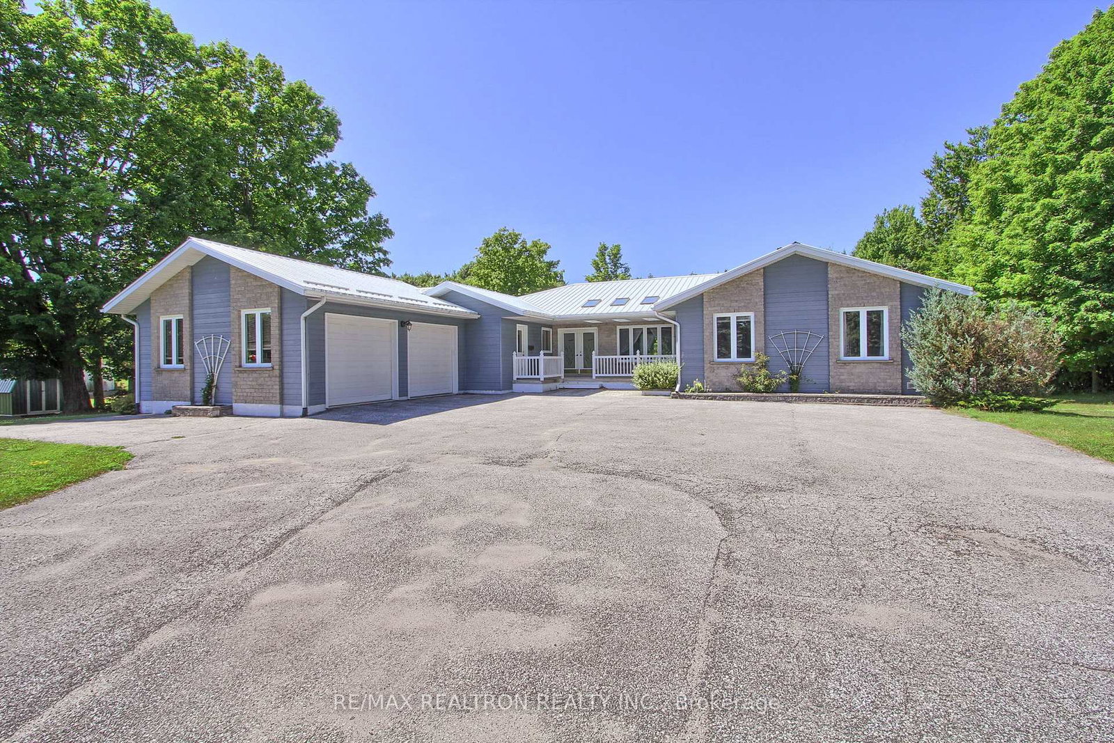 170-concession-5-west-acres-clearview-ontario-s12243029