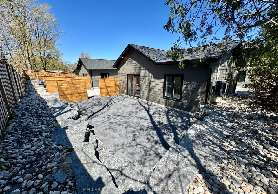 65-holgate-street-barrie-ontario-s12243279