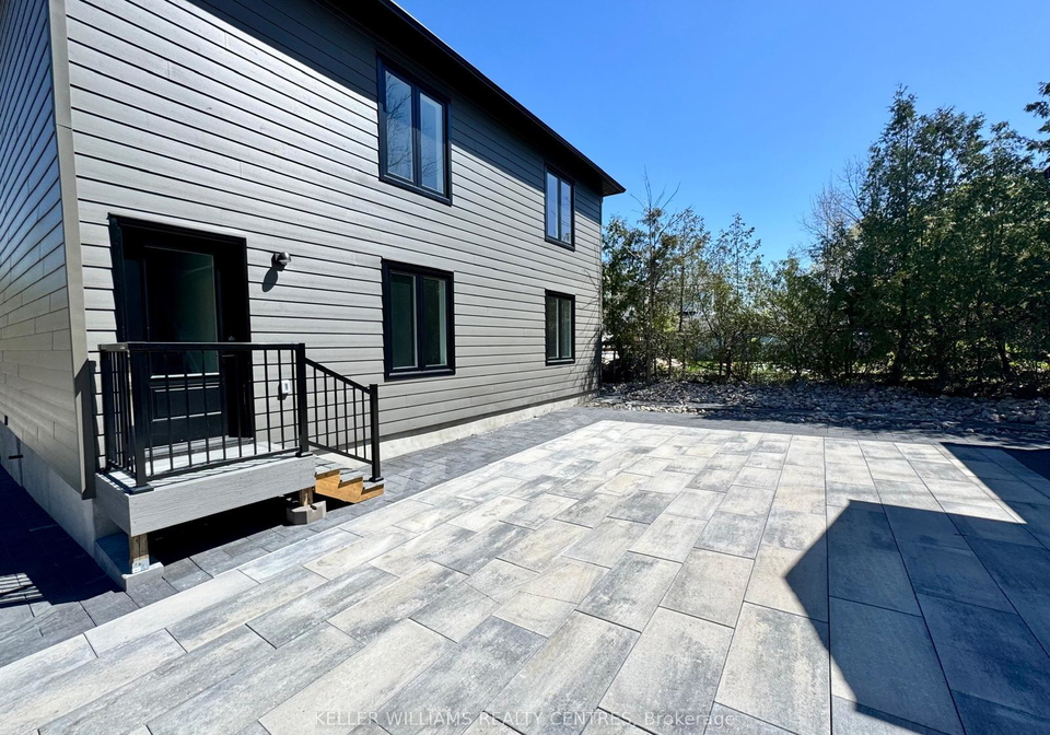 65-holgate-street-barrie-ontario-s12243364