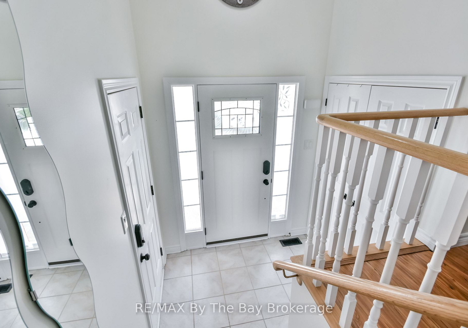 336-robinson-road-wasaga-beach-ontario-s12243457
