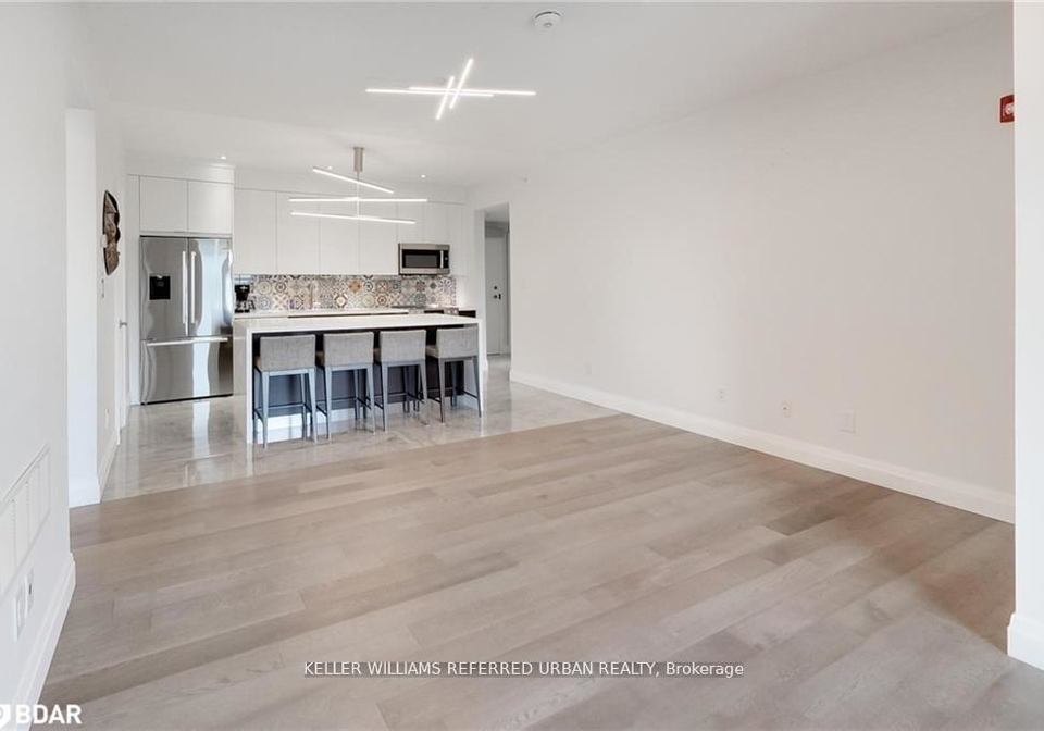 295-cundles-road-e-barrie-ontario-s12245370
