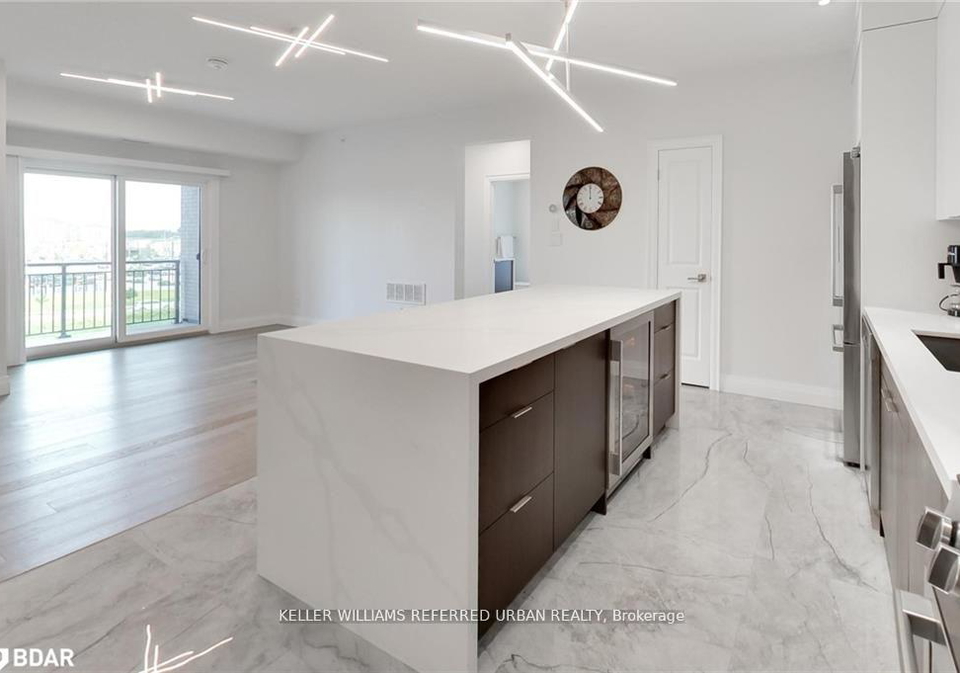 295-cundles-road-e-barrie-ontario-s12245370
