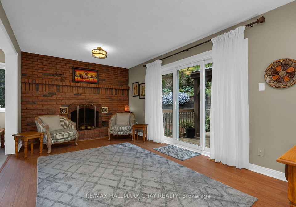 4-idlewood-drive-springwater-ontario-s12248406