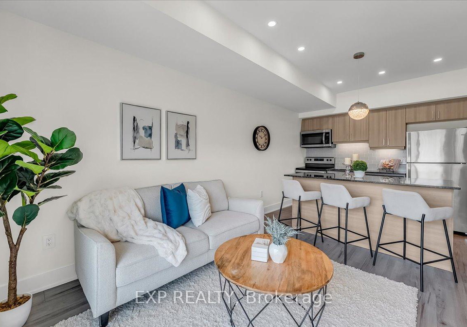 8-culinary-lane-barrie-ontario-s12248522
