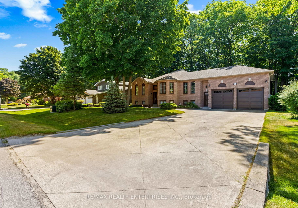 70-downer-crescent-wasaga-beach-ontario-s12250917