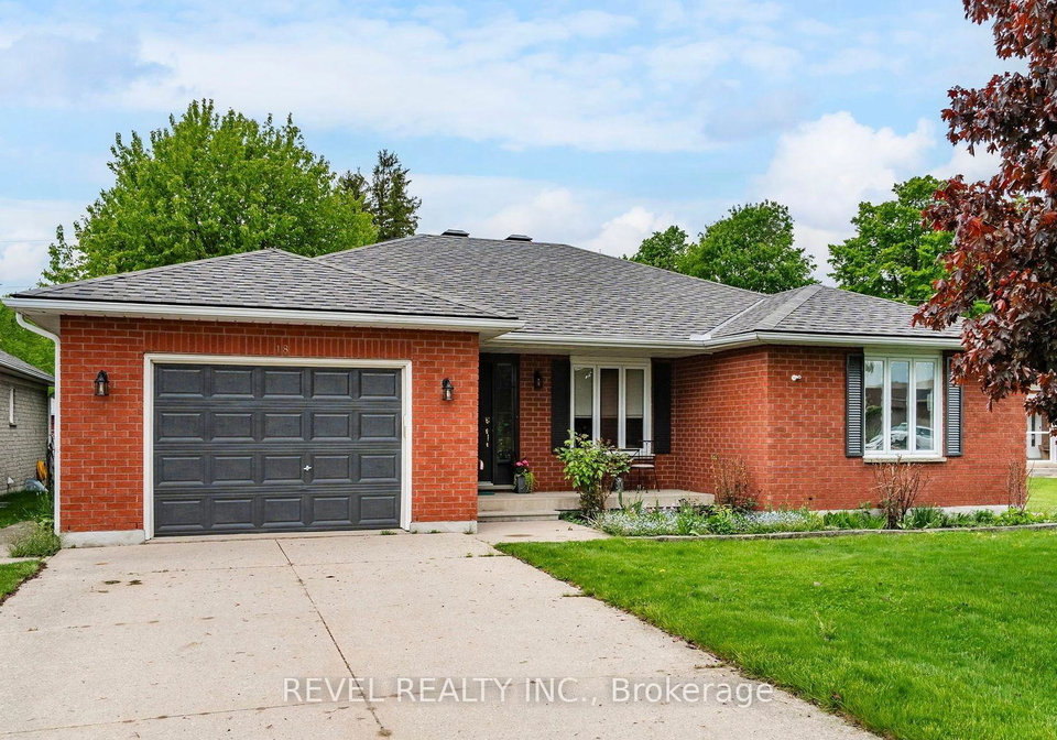 18-archer-crescent-springwater-ontario-s12254852