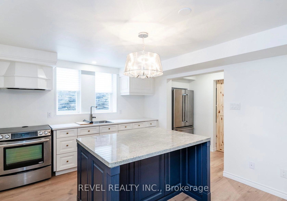 18-archer-crescent-springwater-ontario-s12254852