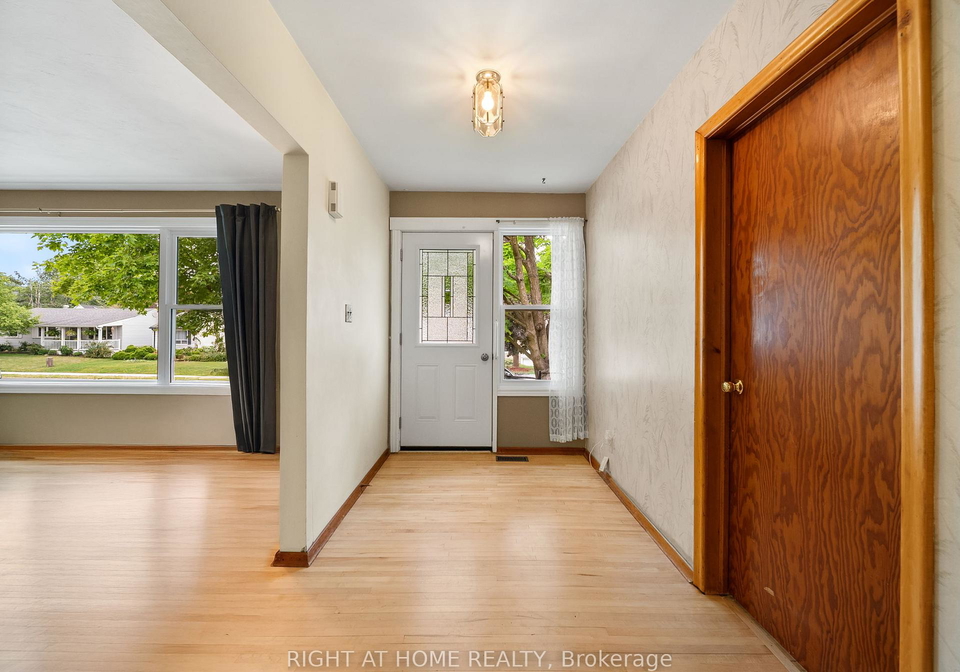 52-elmer-avenue-orillia-ontario-s12254858