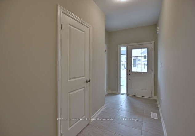 210-clipper-drive-clearview-ontario-s12255137