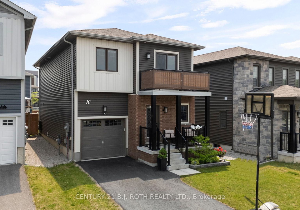 10-alaskan-heights-barrie-ontario-s12255750