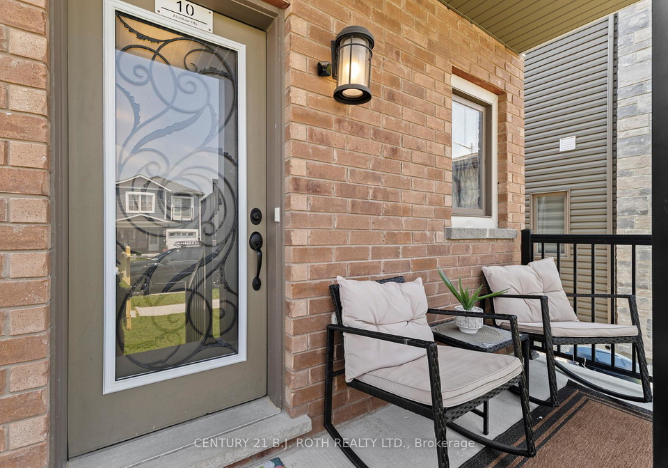 10-alaskan-heights-barrie-ontario-s12255750