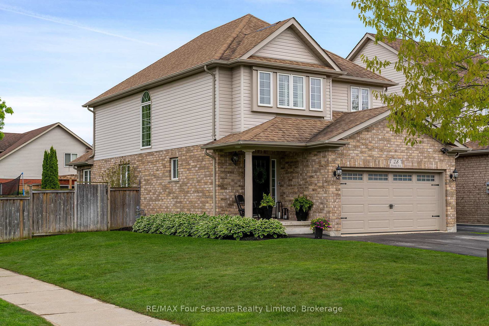 28-brooke-avenue-collingwood-ontario-s12258073