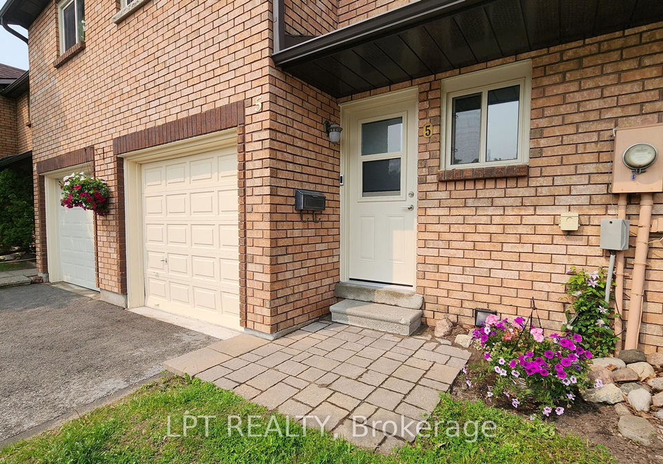 5-evergreen-court-barrie-ontario-s12258136