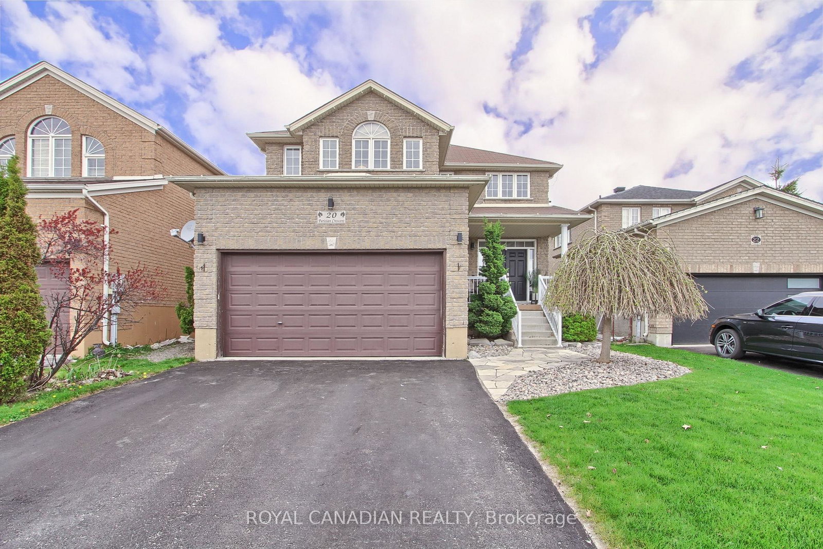 20-parisian-crescent-barrie-ontario-s12260017