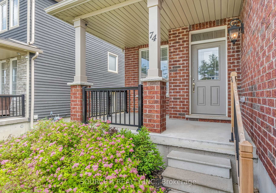 74-lockerbie-crescent-collingwood-ontario-s12260787