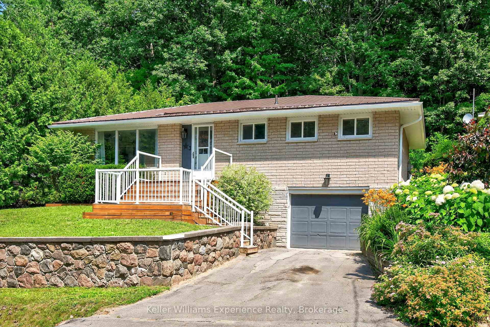 3-keefe-street-penetanguishene-ontario-s12262946