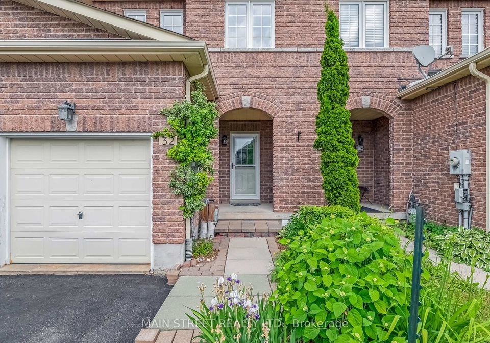 32-arch-brown-court-barrie-ontario-s12264239