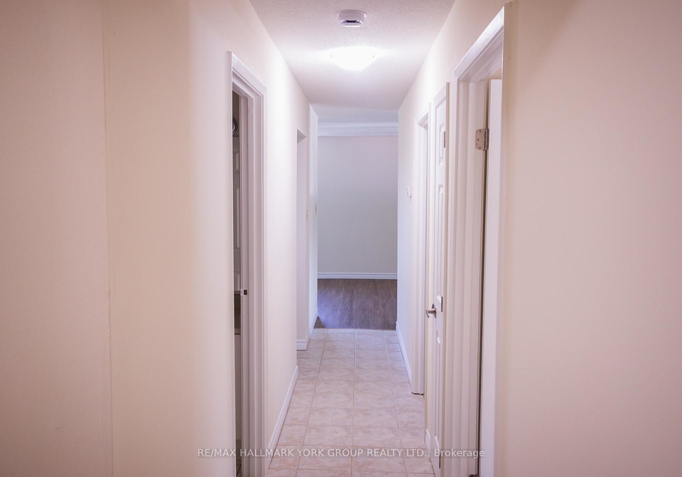 141-edgehill-drive-barrie-ontario-s12266454