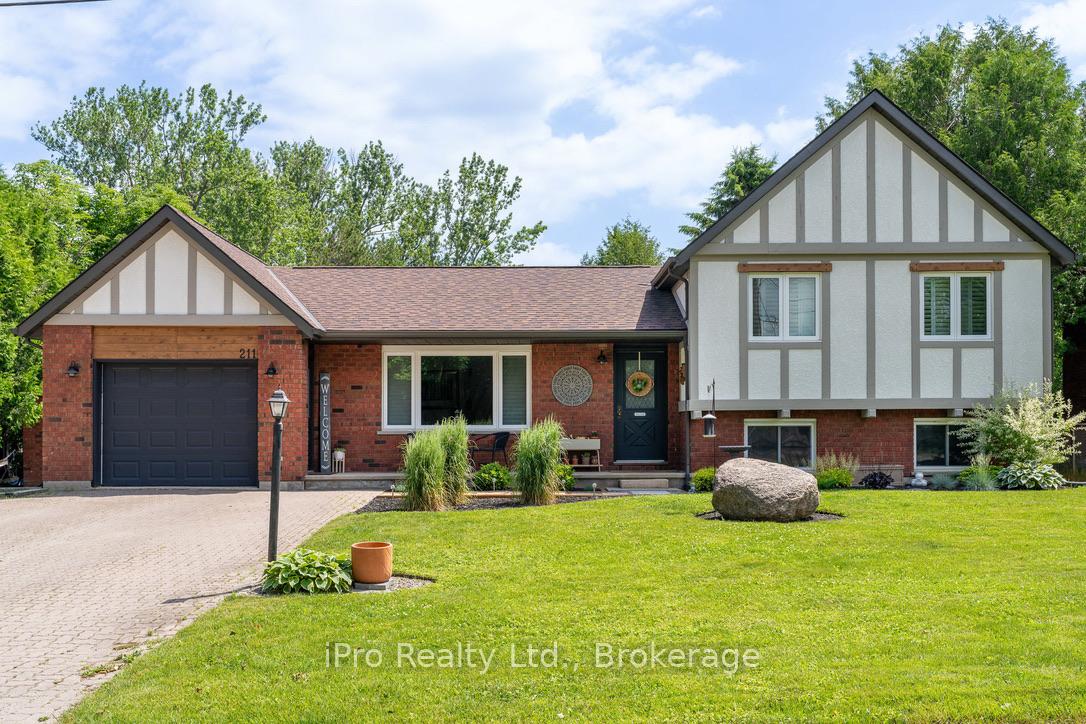 211-dominion-drive-clearview-ontario-s12266608