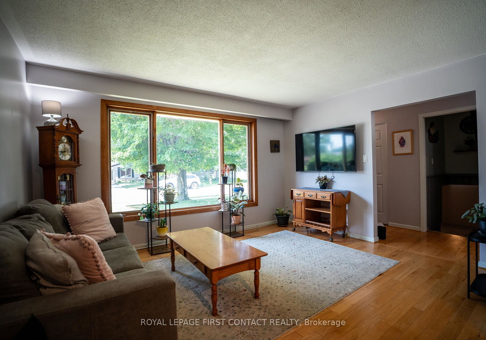 11-ritchie-crescent-springwater-ontario-s12268731