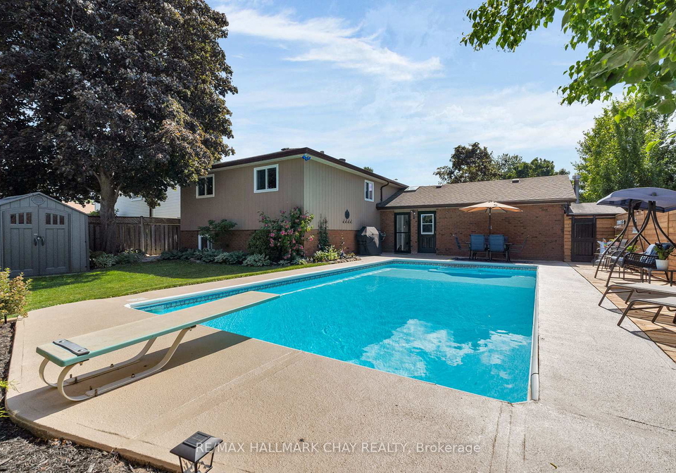 13-armstrong-boulevard-barrie-ontario-s12270245