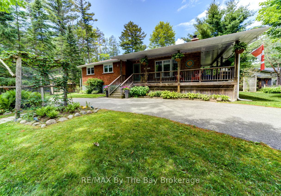 10-victoria-avenue-tiny-ontario-s12272511