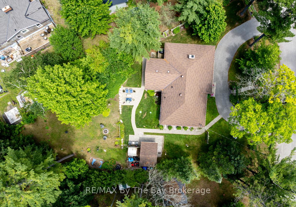 10-victoria-avenue-tiny-ontario-s12272511