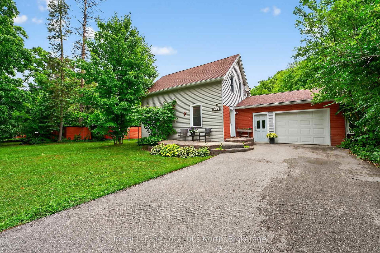 243-scott-street-clearview-ontario-s12273819