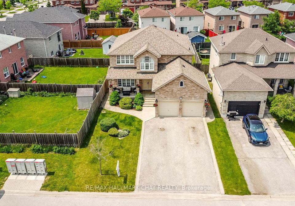 6-serena-lane-barrie-ontario-s12274109