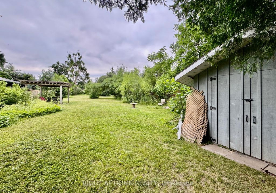 132-puget-street-barrie-ontario-s12274777