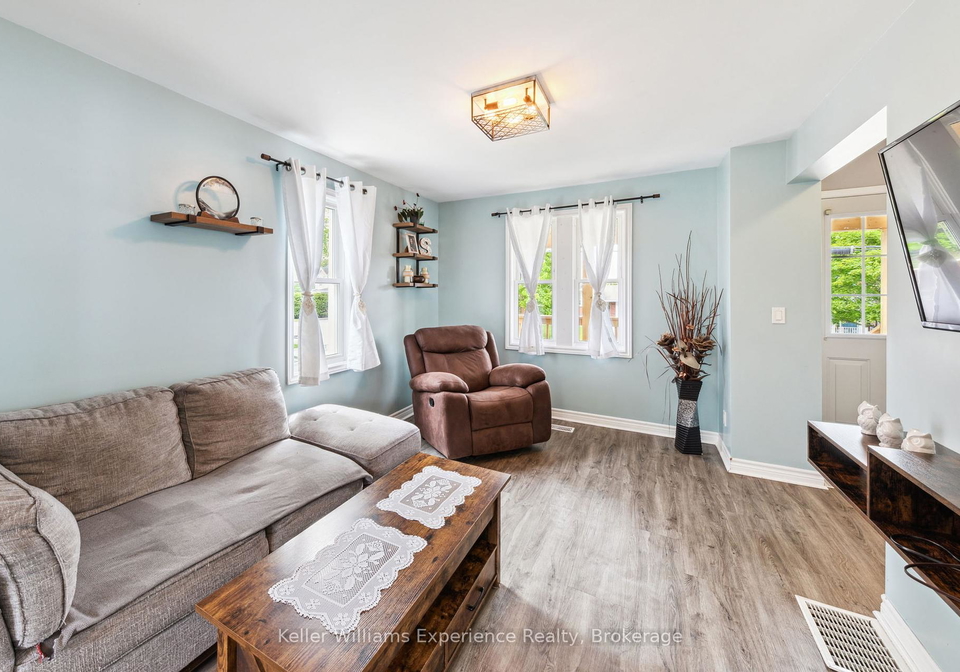 95-fox-street-penetanguishene-ontario-s12278627