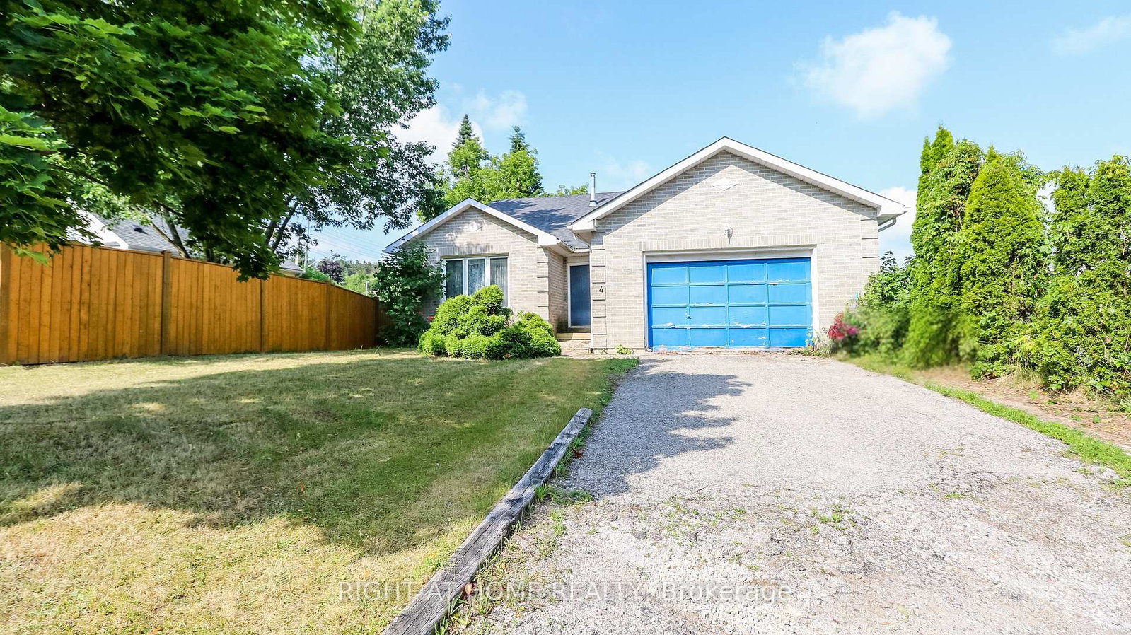 4-elizabeth-street-barrie-ontario-s12279428