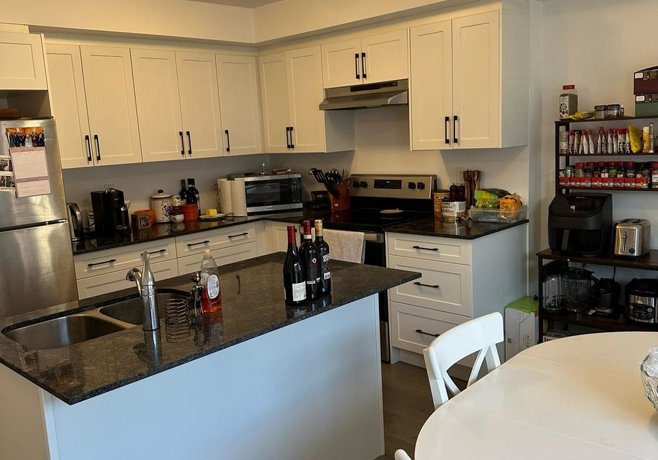 17-tobias-lane-barrie-ontario-s12281050