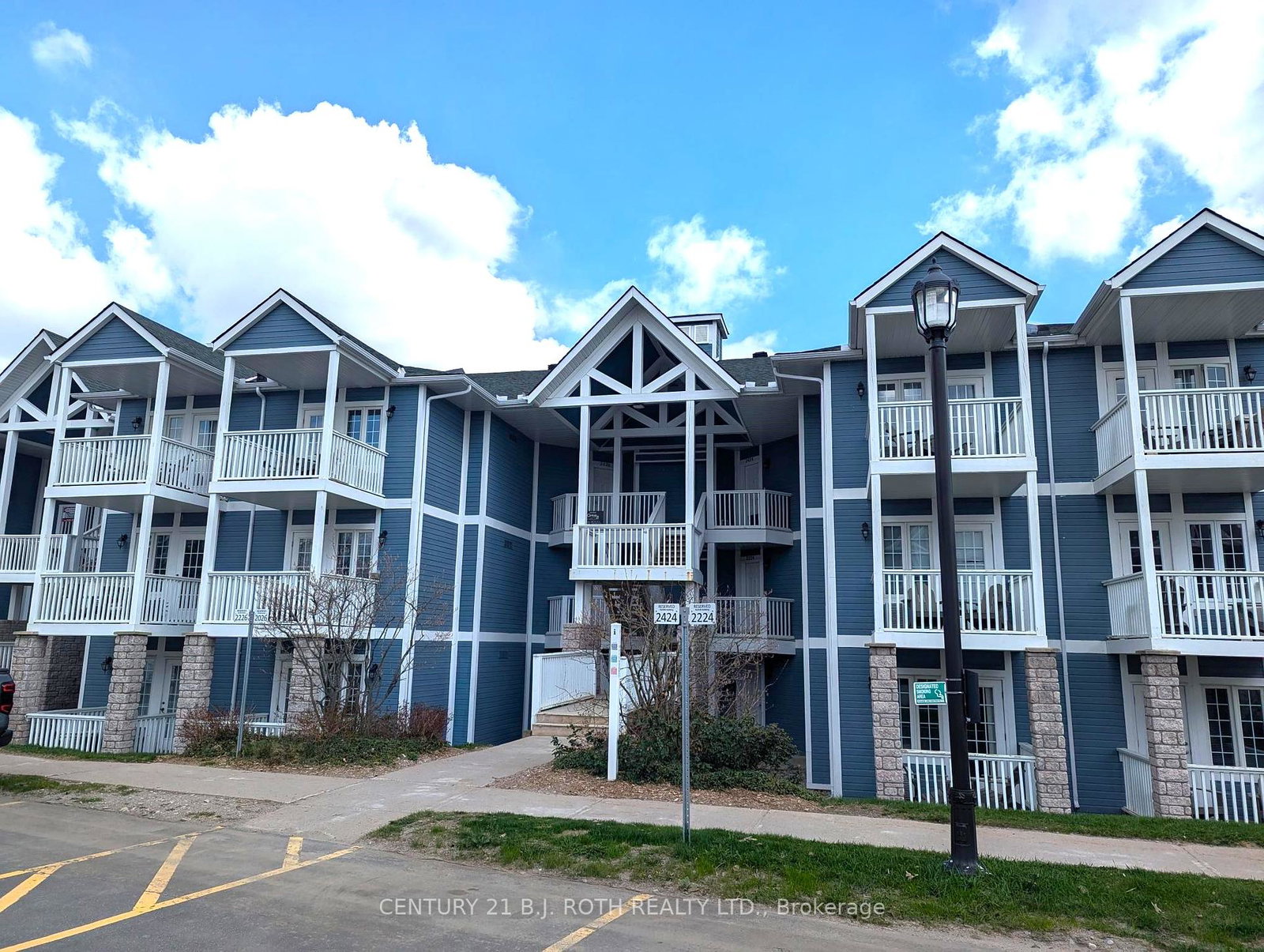 90-highland-drive-2426-2427-oro-medonte-ontario-s12282756