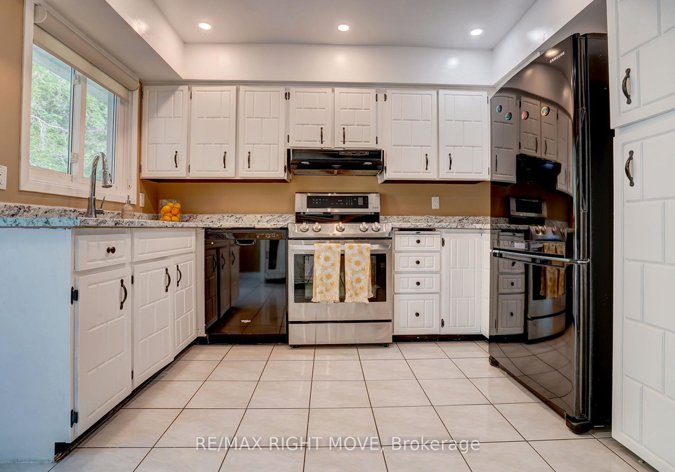 363-tallwood-drive-orillia-ontario-s12284804