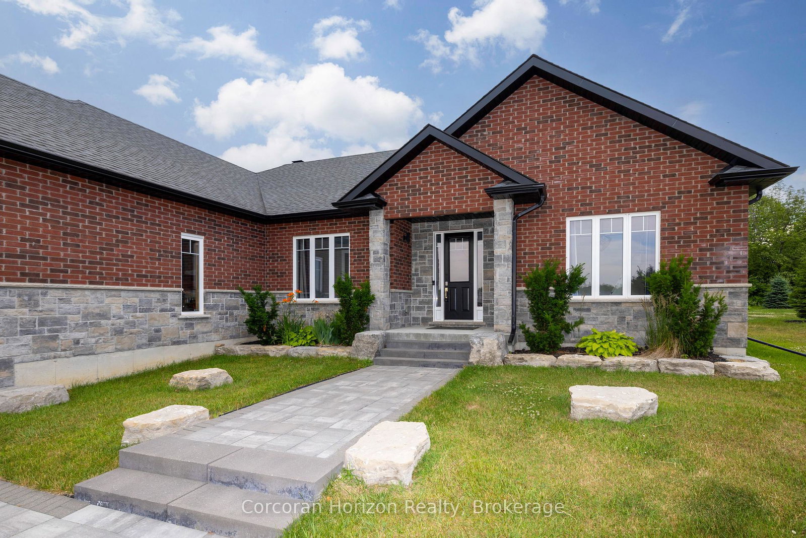 12-reids-ridge-oro-medonte-ontario-s12285497