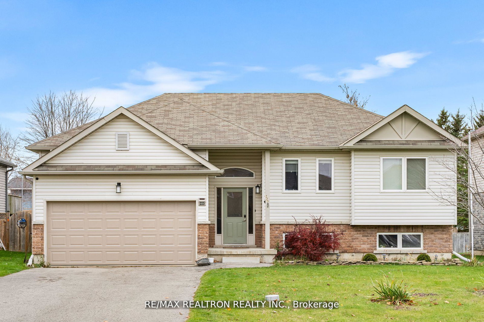 223-aspen-ridge-drive-clearview-ontario-s12285773