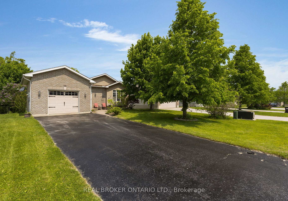 30-georgias-walk-tay-ontario-s12286062