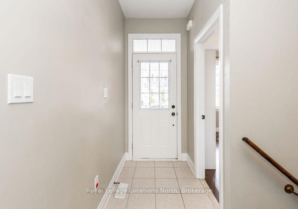 21-berkshire-avenue-wasaga-beach-ontario-s12287015