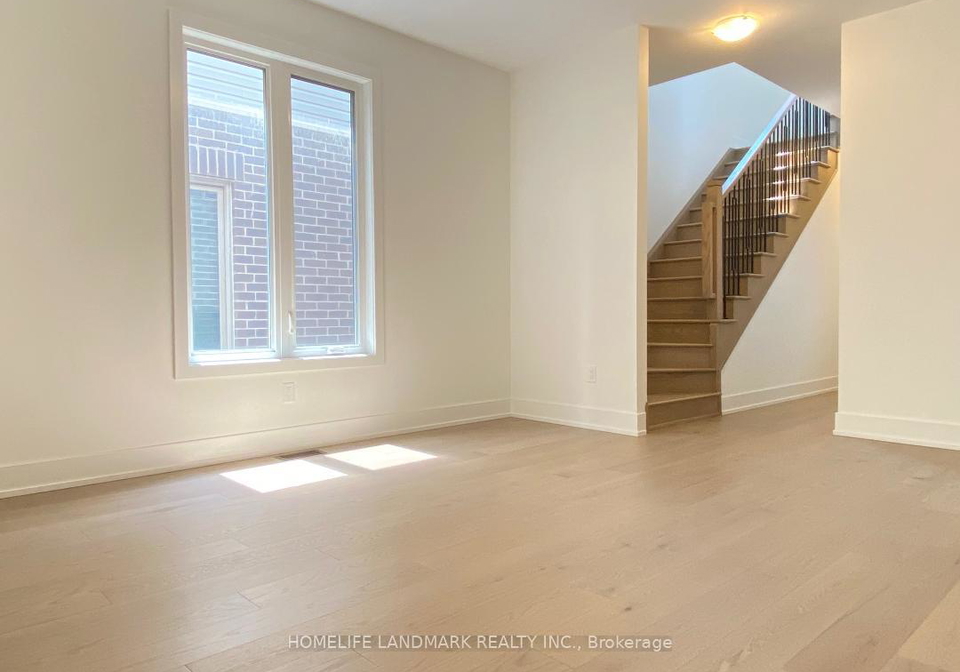 32-west-oak-trail-barrie-ontario-s12287368