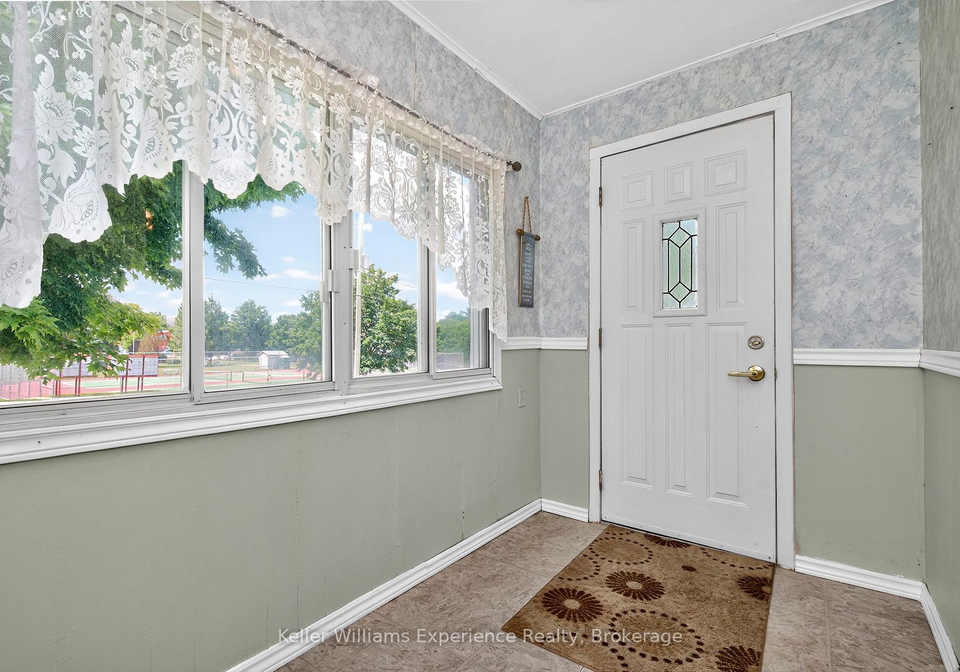 21-maria-street-penetanguishene-ontario-s12287771