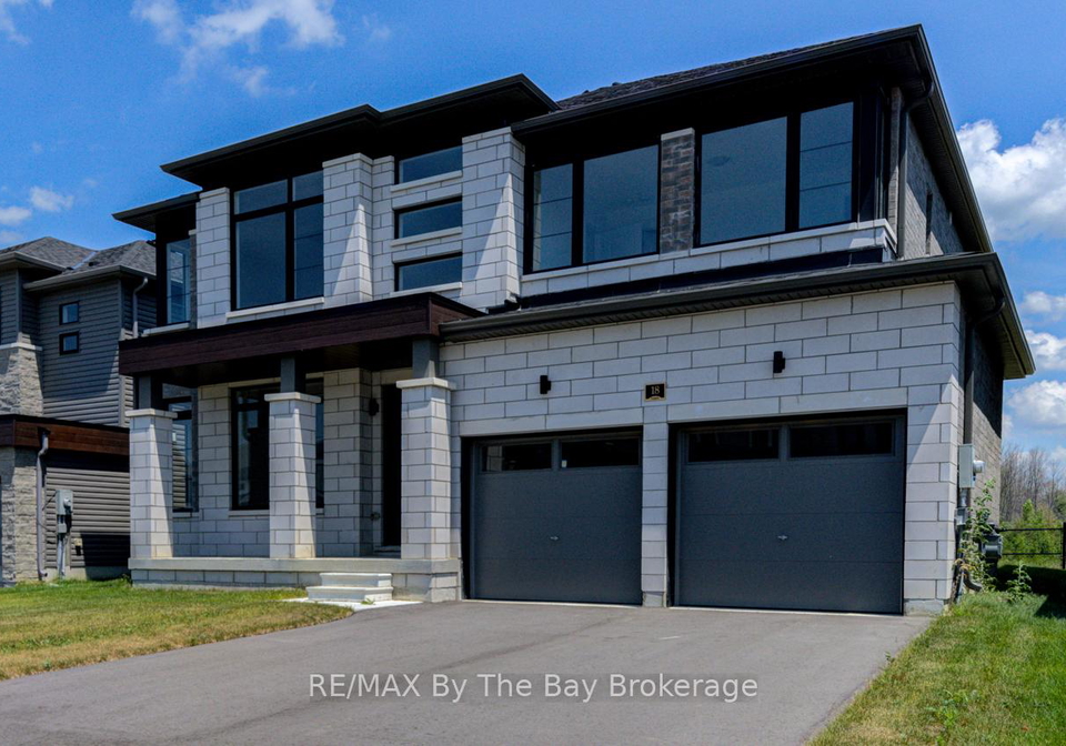 18-rosanne-circle-wasaga-beach-ontario-s12288475