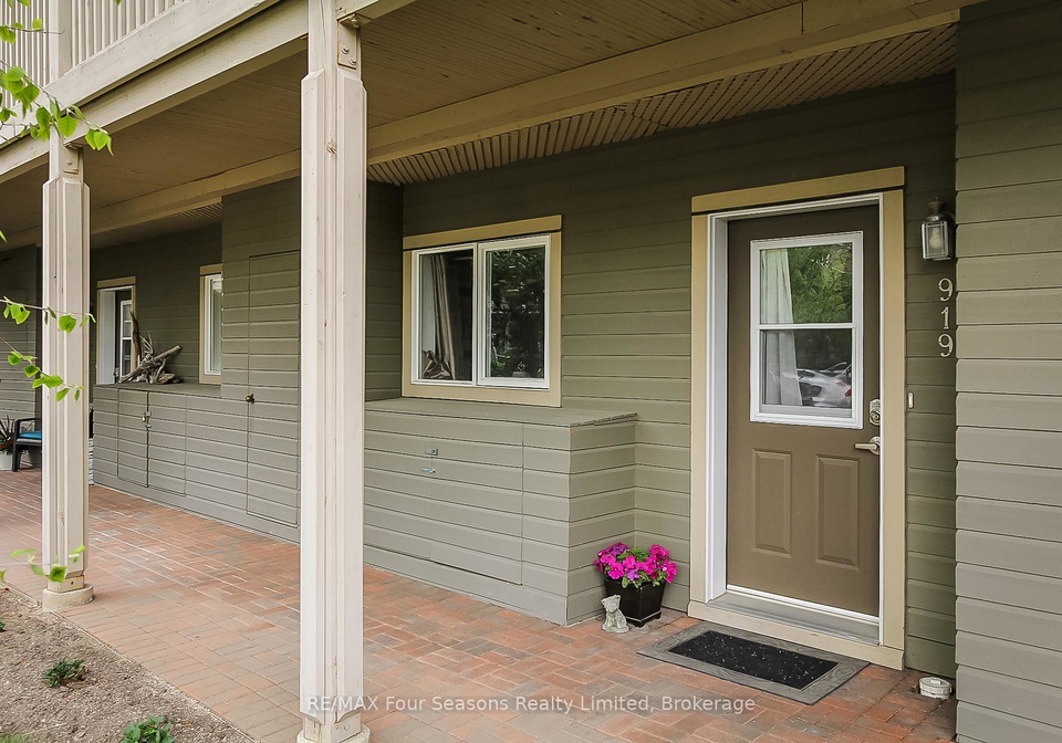 919-cedar-pointe-court-collingwood-ontario-s12288657