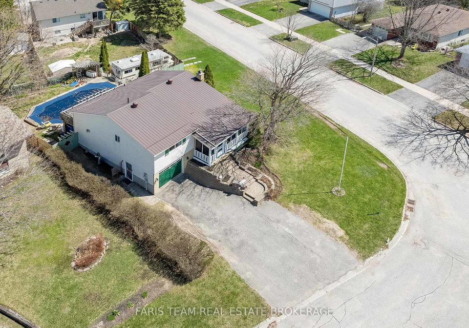 671-algonquin-drive-midland-ontario-s12292425