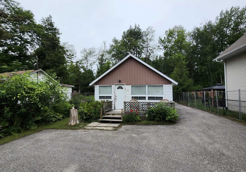 3124-mosley-street-wasaga-beach-ontario-s12292703
