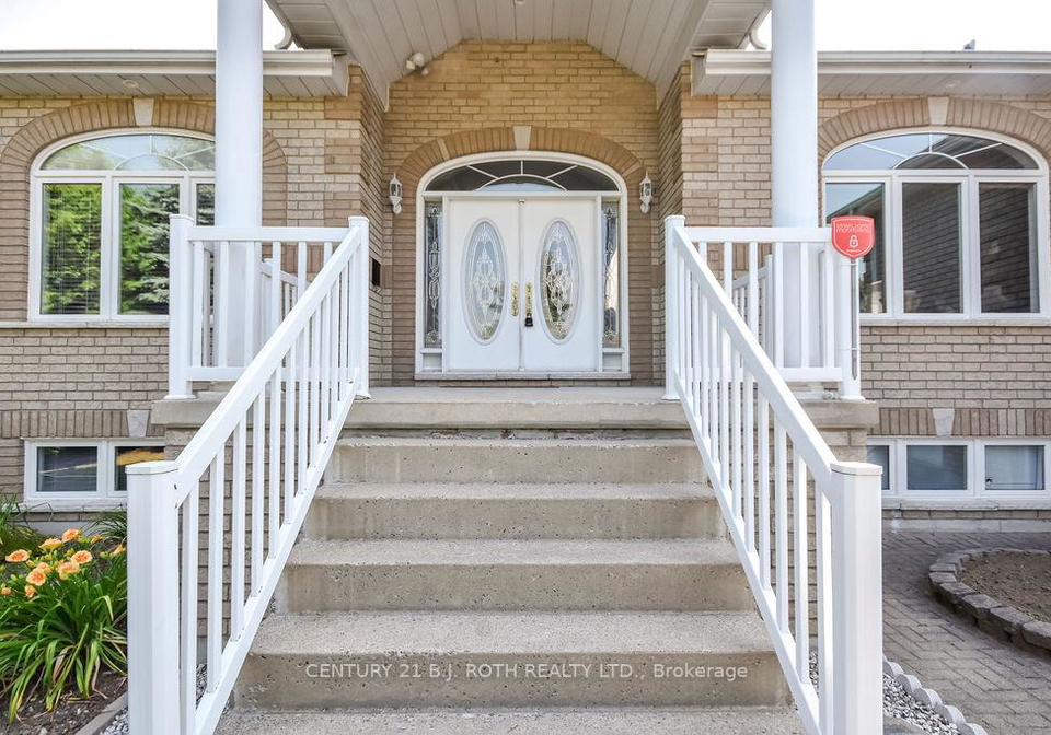 35-club-court-wasaga-beach-ontario-s12293402