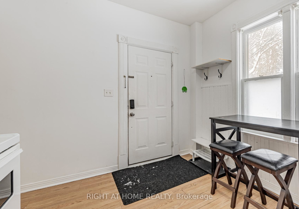 29-peel-street-barrie-ontario-s12295506