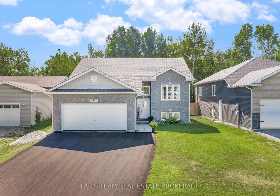 27-marilyn-avenue-s-s-wasaga-beach-ontario-s12297057