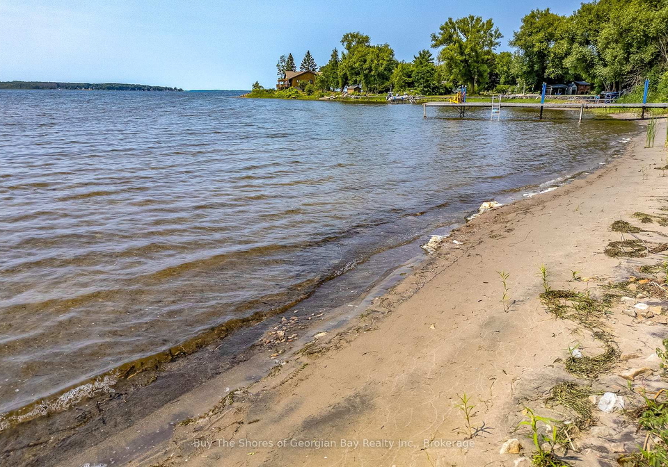 12-w-acorn-lane-e-e-tay-ontario-s12297197