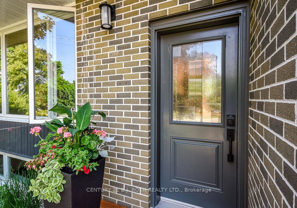 58-marion-crescent-barrie-ontario-s12297239